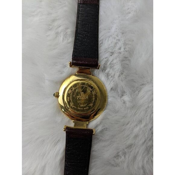 Fendi watch 320G Swiss Made Water Resistant Vintage Wristwatch Band 14mm - Picture 5 of 9